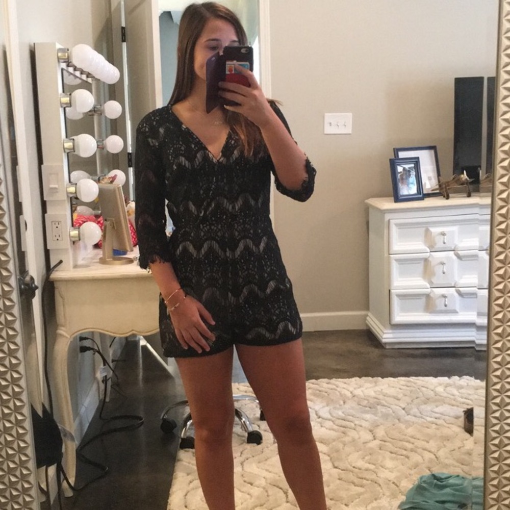 Romper - Picture 3 of 4